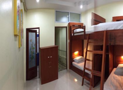 Phangan Barsay Hostel