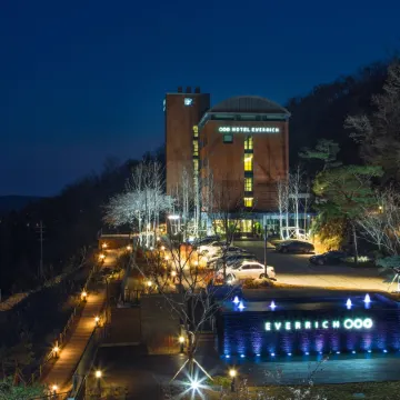 Hotel Everrich Отели рядом с достопримечательностью «Горная крепость Канхва»