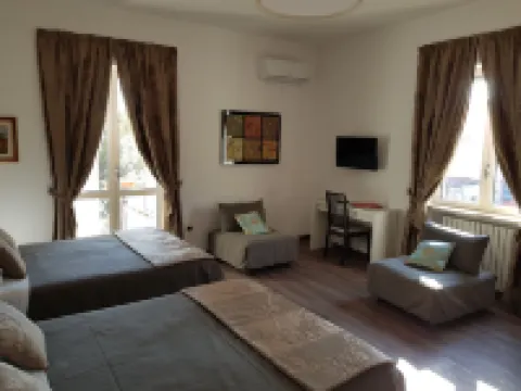 L'Insolita Reggia Hotels in Caserta