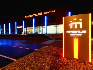 特倫欽馬格努斯酒店