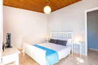 Tsonas Apartments
