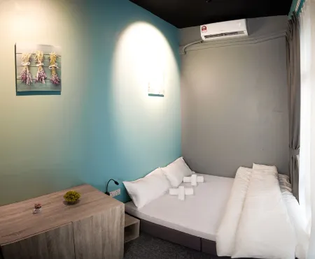 Vibrant Hostel