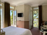 Domaine Saint Clair   le Donjon