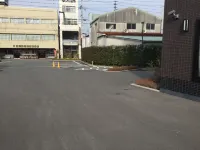 Okawa Riverside Hotel - parking
