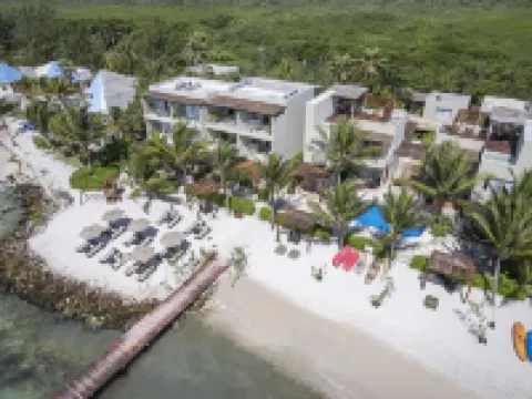 เมเรวา ตูลุม โรงแรมในตูลุม