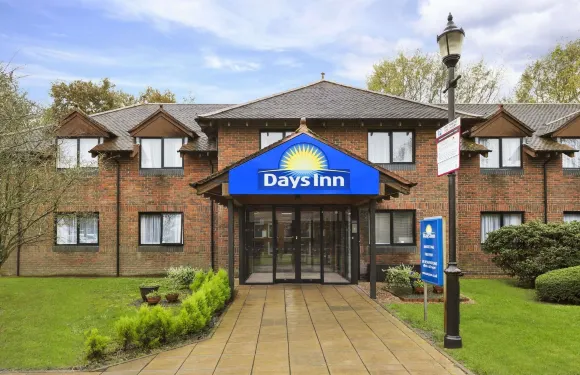 梅德斯通温德姆戴斯酒店