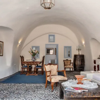 Abelis Canava Luxury Suites - Adults Only Отели рядом с достопримечательностью «Музей-винодельня»