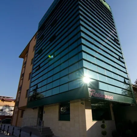 West Plaza Hotel