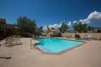 Gold Dust West - Pools