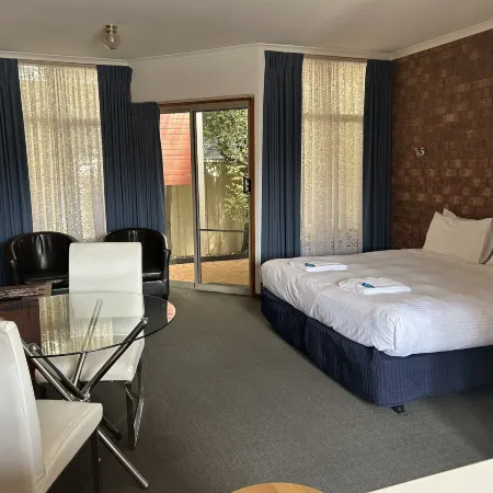 Portarlington Beach Motel