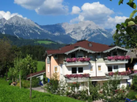 Bed & Breakfast Landhaus Strasser Hotels in Soll
