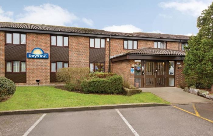 Days Inn by Wyndham Sedgemoor M5
