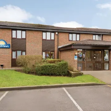 Days Inn by Wyndham Sedgemoor M5