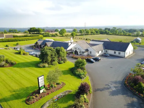 Ballymac Hotel
