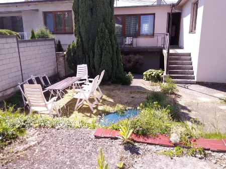 Large Apartment in the Heart of Slovácko Отели в г. Куновице