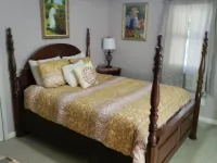 Lil Black Bear Inn Hotels in Brown County