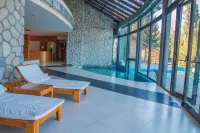 Ruca Kuyen Golf & Resort - Pools