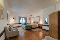 Oliphant Boutique Villa by Amaya