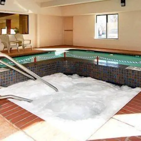 Comfort Suites Fairgrounds West