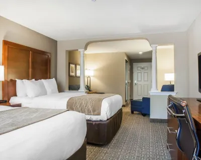 Comfort Inn & Suites Sturbridge-Brimfield Hotels in der Nähe von Wells State Park