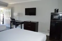 Fairview Inn & Suites Hotels in Windsor