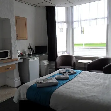 Anzy Panzy Hotel