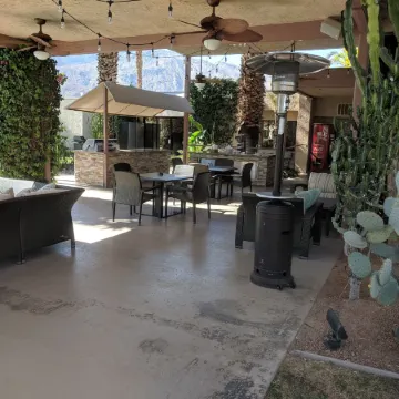 Desert Isle of Palm Springs
