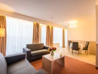 Arass Hôtel & Business Flats Hotels near Borgerhout