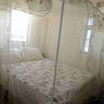 Shelton Villa Hotel Rooms