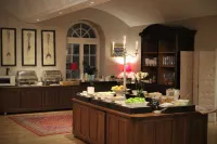 Blommenhof Hotel - breakfast