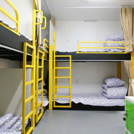 Dream Guesthouse Отели рядом с достопримечательностью «Бизнес-центр AIA Tower»