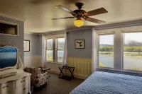 The Historic Requa Inn