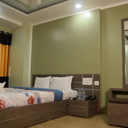 Hotel Nandini (Berhampore)