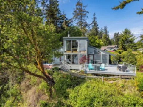 Saratoga Vista by AvantStay Waterfront Views Hotels in Langley