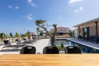 Phaedrus Living Olive Grove Luxury Villa - Villa