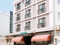 أرميدا سيتي هوتل Hotels near تمثال طروادة