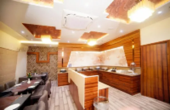 金廟附近的地標飯店