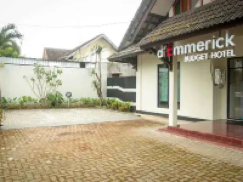 D'Emmerick Budget Hotel Hotel a Sidorejo
