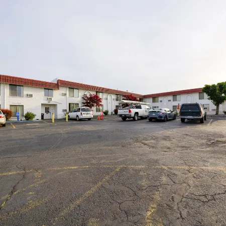 Hermiston Inn & Suites