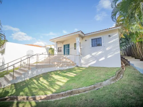 Villa Selena - 5br Villa In Sosua Center!