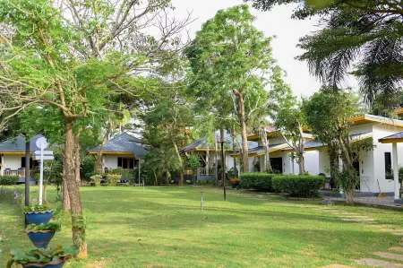 Saphlivilla Beach Resort