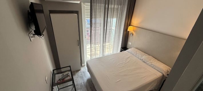 Hotel B and B Suites Отели в г. Бенидорм