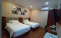 Karisma Hotel Situbondo Các khách sạn ở Panarukan
