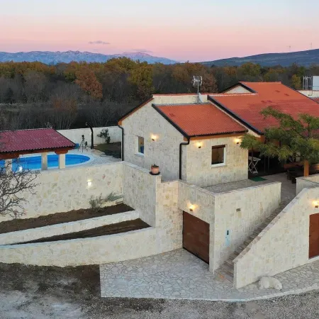 Stone House Captivating Villa in Pridraga, Zadar