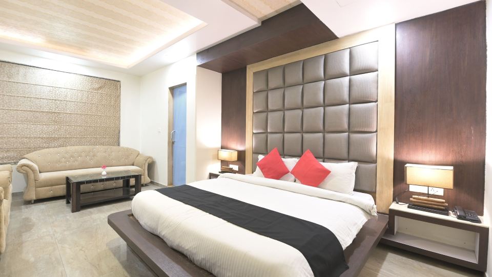 Hotel the Grand Majestic