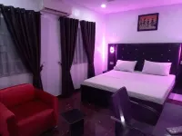 De - Calmcity Guest House