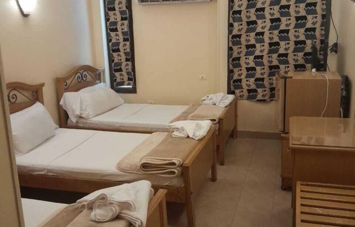 Applicators Hotel