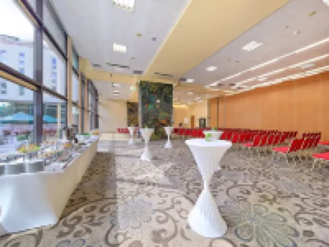 ホテル グロマダ ワルシャワ セントラム ワルシャワのホテル