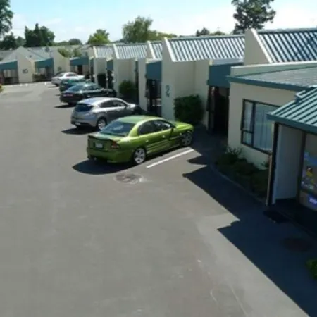 Sundowner Motel