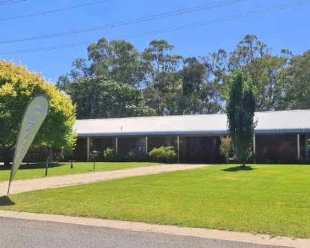 Greenways Holiday Units Hotels in Barooga